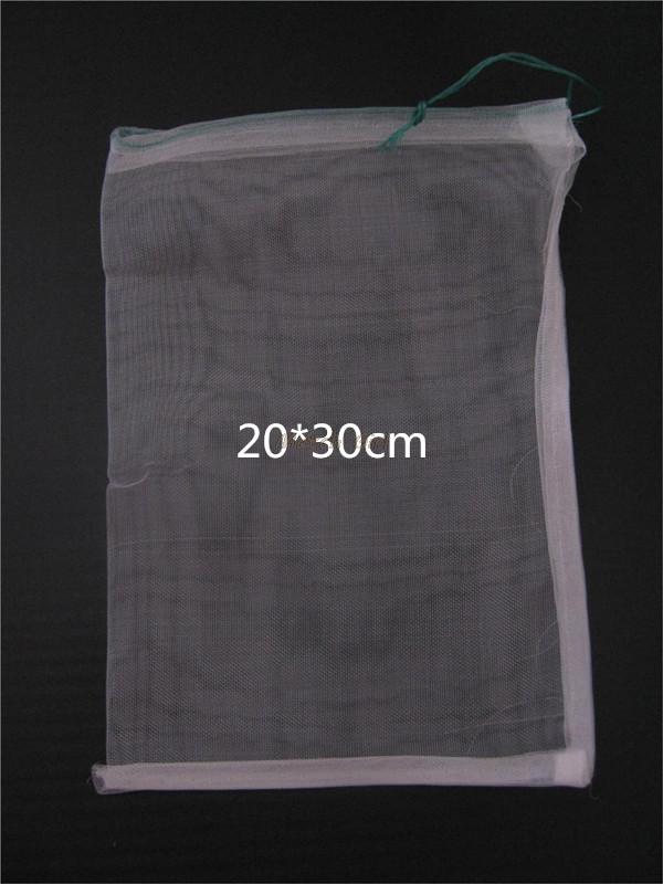 100pcslot-2030cm-40-Mesh-Nylon-bagFish-Fruit-wristband-bagInsect-birds-pest-filt